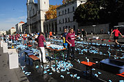Verpflegungsstationen überall (Foto: Ingrid Grossmann)
